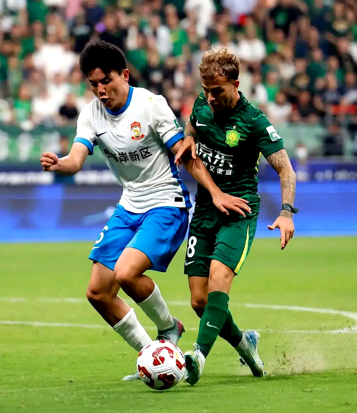 今晨中超传出新动向，切尔西外线爆发，管理层表态——气氛紧张，球队文化再被提及的简单介绍