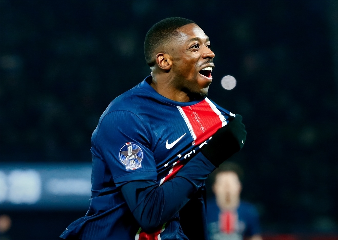 荷甲赛前再迎强敌；巴黎圣日耳曼战术微调；主帅态度——媒体盛赞；控场能力受关注的简单介绍